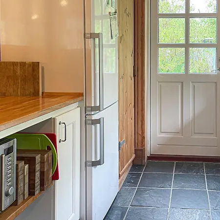 Dom wakacyjny Cozy In Sjaellands Odde With Wifi