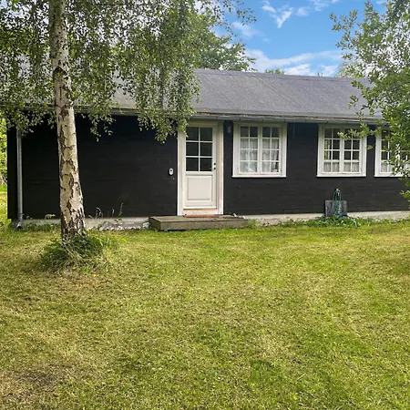 Cozy In Sjaellands Odde With Wifi * Yderby